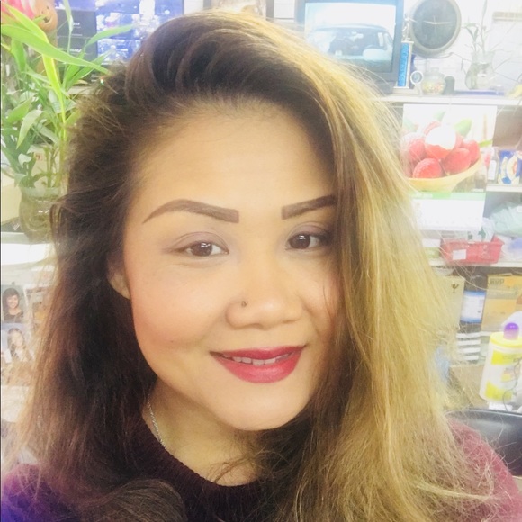 Profile Picture of Supatra Samatchai (@supatrasengsiri) on Poshmark