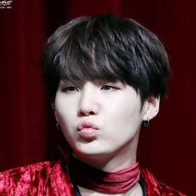 Profile Picture of 𝐲𝐨𝐨𝐧𝐠𝐥𝐞 𝐛𝐨𝐨𝐧𝐠𝐥𝐞 (@yoonglesmyboongles) on Pinterest