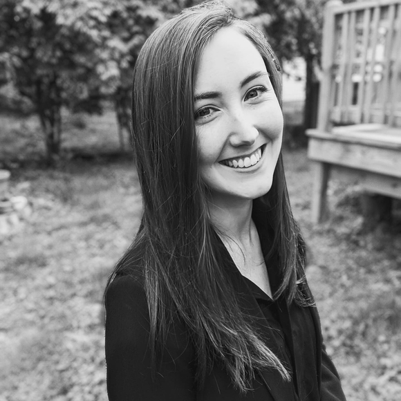 Profile Picture of Leah Valtin-erwin (@lvaltinerwin) on Poshmark