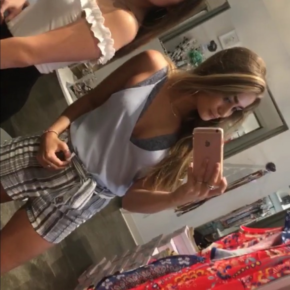 Profile Picture of Jacqueline Walter (@jwalter4200) on Poshmark