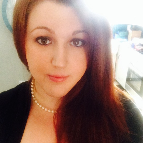 Krystal Ringley - Poshmark Profile Picture of Krystal Ringley (@ringles) on Poshmark