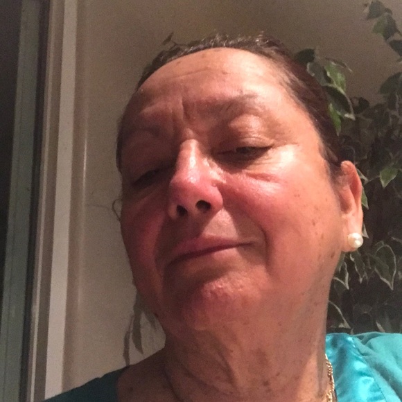 Profile Picture of Emilia Lara (@chilindrina4758) on Poshmark