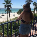 Profile Picture of Carol⚛︎ (@carrolline3) on Instagram