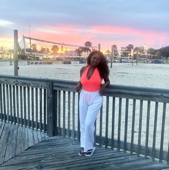 Profile Picture of Yamilka Aracena (@yamiii) on Poshmark