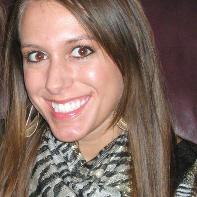 Profile Picture of Elise Kern (@elisecatherine) on Twitter