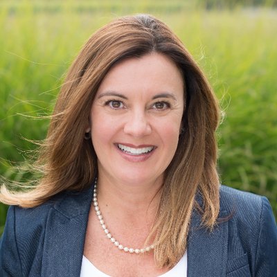 Profile Picture of Haley Ammon Taylor (@HaleyATaylor) on Twitter