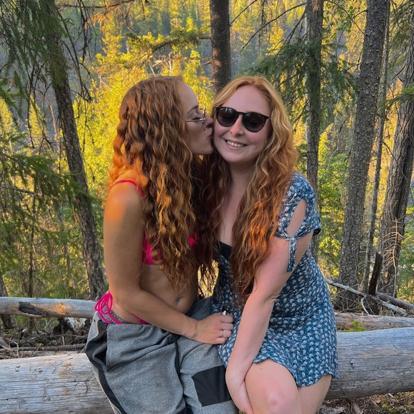 Profile Picture of Rylie Mcclenaghan (@ryliemariejo) on Poshmark