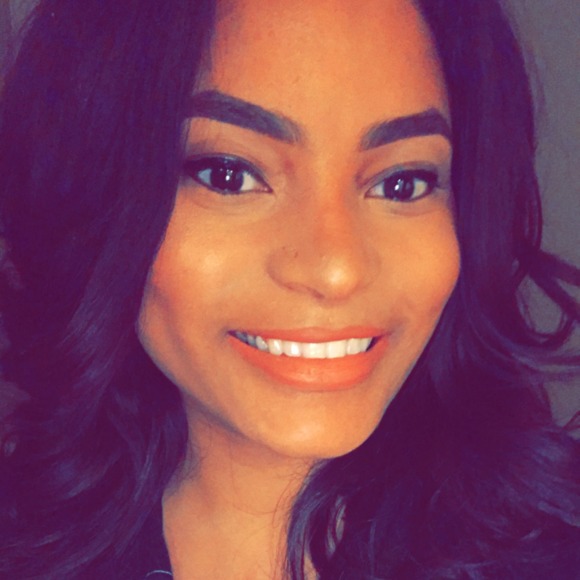 Profile Picture of Beverly Keith (@bek43) on Poshmark