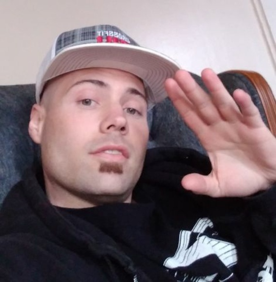 Profile Picture of Ricky Rush (@titanpit33) on Poshmark