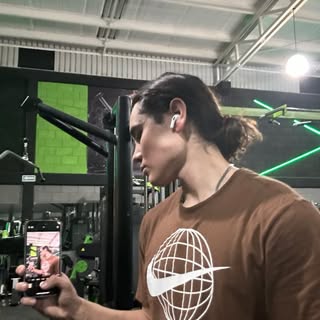 Profile Picture of joshuanaranjo_ (@joshuanaranjo_) on Instagram