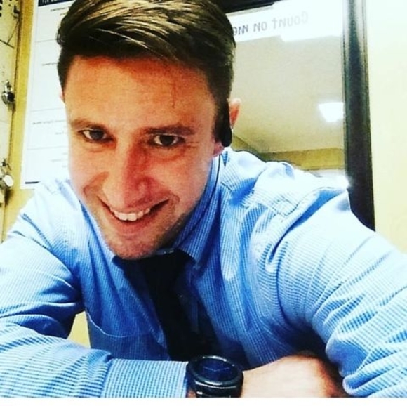 Profile Picture of Jonathan Krobath (@jonathankrobath) on Poshmark