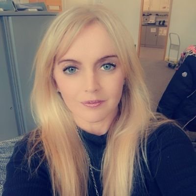 Profile Picture of Christine Banks👩🏼 (@christi04422599) on Twitter