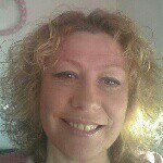 Profile Picture of Julie Stringer (@bizijules) on Instagram