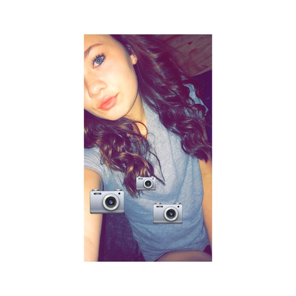Profile Picture of Hannah Shaffer (@hannahshaffer) on Poshmark
