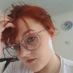 Profile Picture of Amy Burton (@chronically_kooky) on Instagram