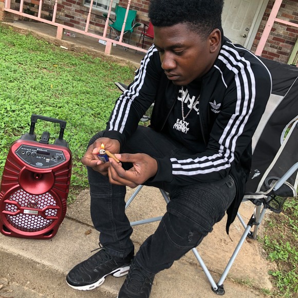 Profile Picture of Alvontea Thomas (@alvontea) on Poshmark