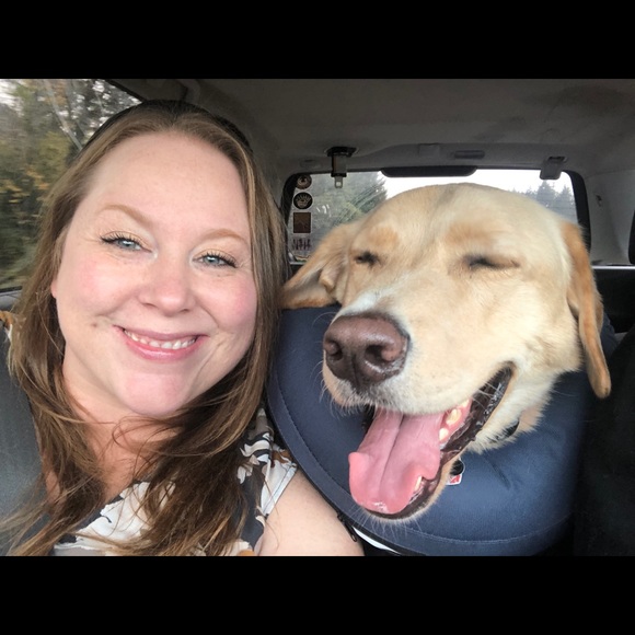 Profile Picture of Jenjennifer Macauley (@msjmacauley) on Poshmark