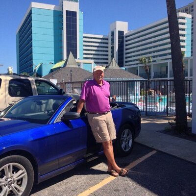 Profile Picture of Bobby Vess (@@VessGolfbumm247) on Twitter