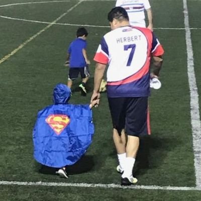 Profile Picture of Tuto Torres (@juanfcoherbert) on Twitter