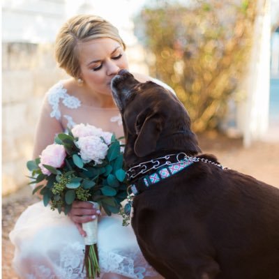 Profile Picture of Laura Carhart (@lauracarhart) on Twitter