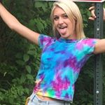 Profile Picture of Adria Mae Roberts (@art_by_age) on Instagram