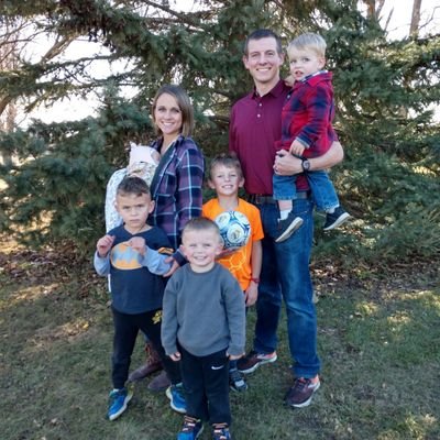 Profile Picture of Jacob M. Barry (@KLEMBNNVARA) on Twitter