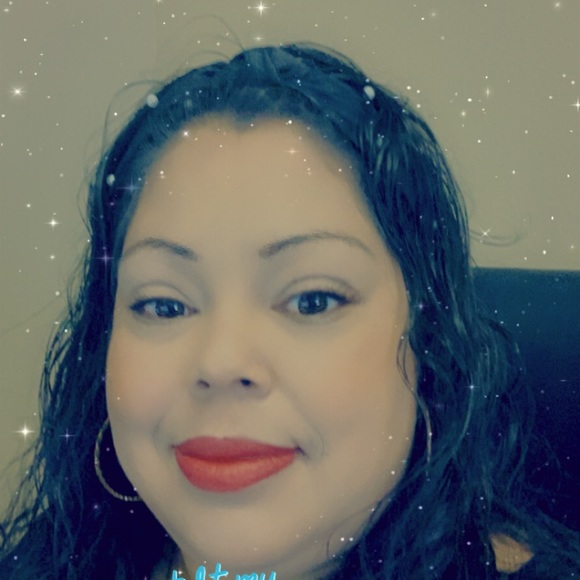 Profile Picture of Guadalupe Ramirez (@lupe2021532) on Poshmark