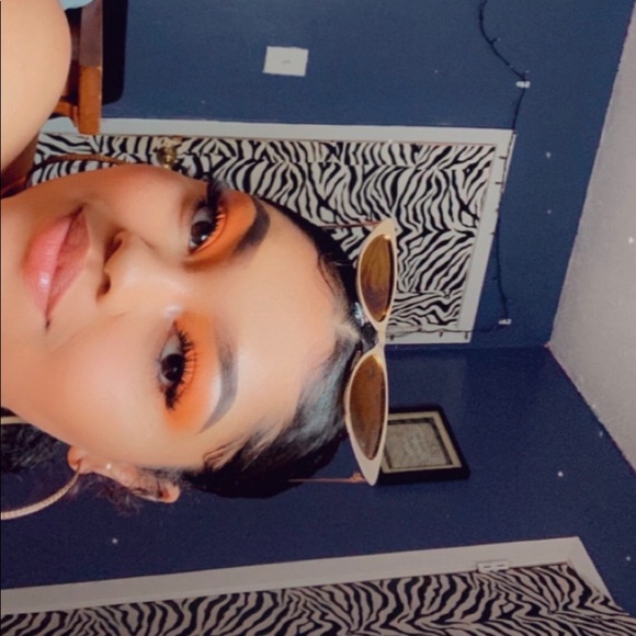 Profile Picture of Chianne Ramirez (@chianner) on Poshmark