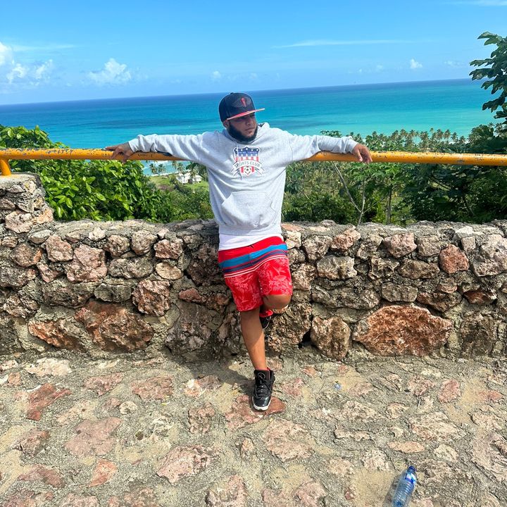 Profile Picture of robertlizardo3 (@robertlizardo3) on Tiktok