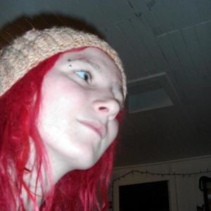 Profile Picture of Jennifer Houle (@ptite_jenn) on Myspace