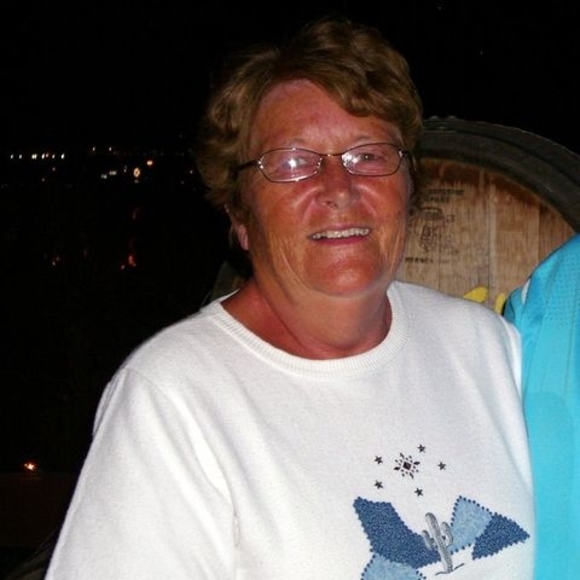 Profile Picture of Janet Strohmenger (@janetstrohmenge) on Poshmark