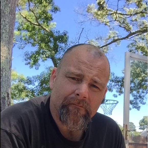 Profile Picture of James Fox (@riseagainst72) on Poshmark