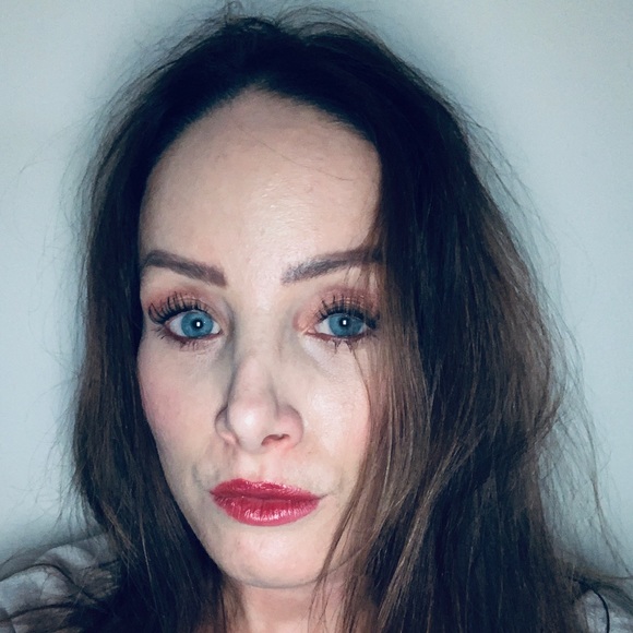 Profile Picture of Jenny Swift (@jenmor22) on Poshmark