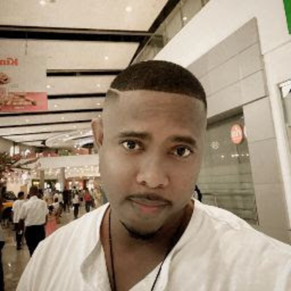 Alexandre Kenson - Poshmark Profile Picture of Alexandre Kenson (@allkens2527) on Poshmark