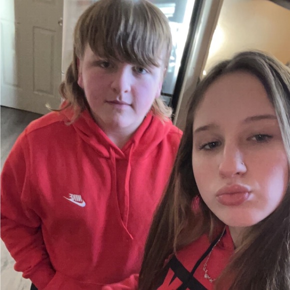 Profile Picture of Blake Messer (@bdeath4276) on Poshmark