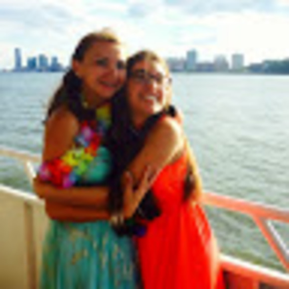 Profile Picture of Julia Dzurillay (@juliadzurillay) on Poshmark