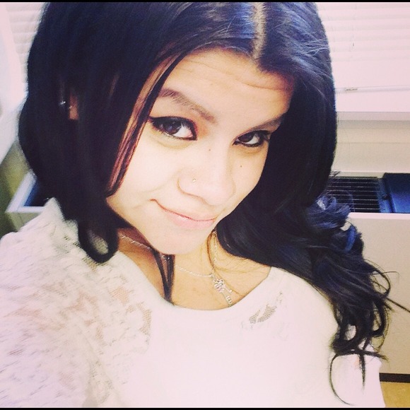 Profile Picture of Cinthia Ramos (@marilud) on Poshmark