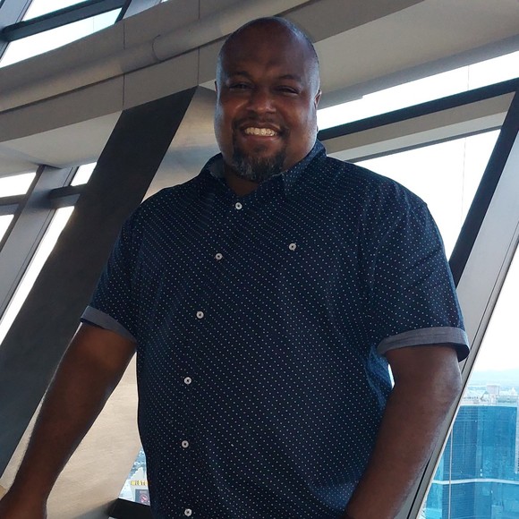 Profile Picture of Edward Adams (@edwardadamsj7) on Poshmark