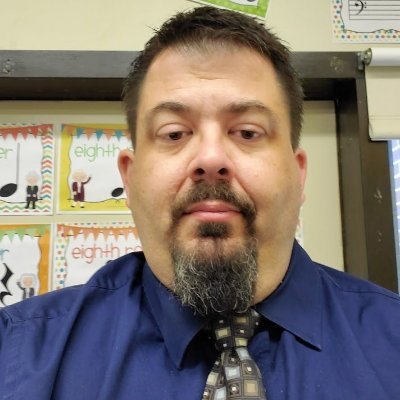 Profile Picture of Robert Travis (@batmantravis) on Twitter