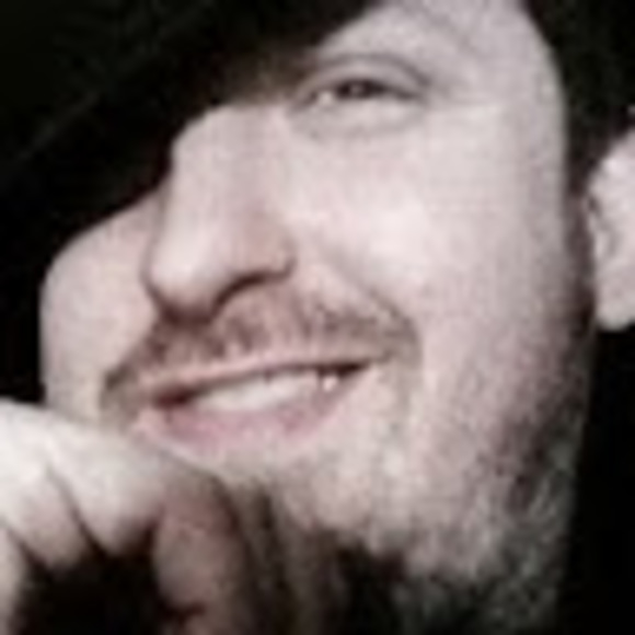 Profile Picture of James Enelow (@mojoutd) on Poshmark