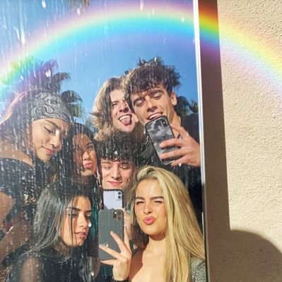 Profile Picture of Hype House&nbsp;💖 (@Larissa26862159) on Twitter