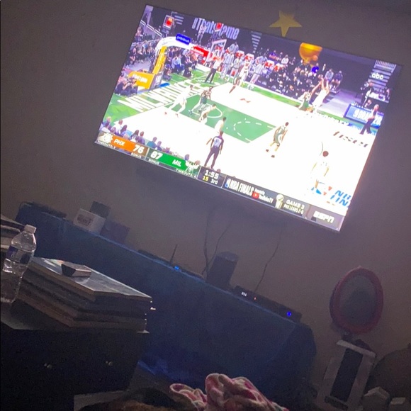 Profile Picture of Elias Giannakopoulos (@eliasgiannakopo) on Poshmark