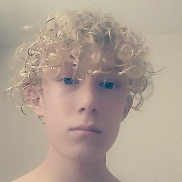 Profile Picture of Justin Pederson (@justinpederson) on Poshmark