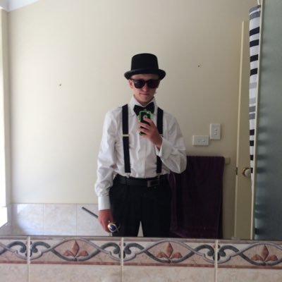Profile Picture of Locklyn Matthews (@ImSoHippy) on Twitter