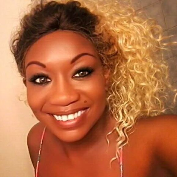 Profile Picture of Doricep Agramonte ballester (@doricep) on Poshmark