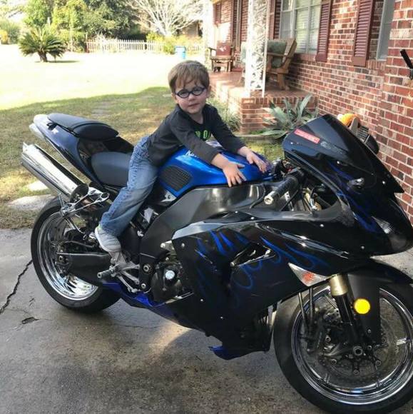 Profile Picture of Larry Howell (@larryhowell28) on Poshmark