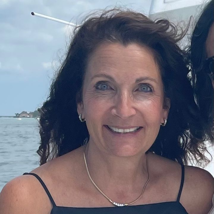 Profile Picture of Tracie G (@traciegiuffre) on Tiktok