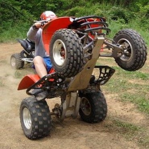 Profile Picture of Caitlin Milliner (@chasty411) on Poshmark