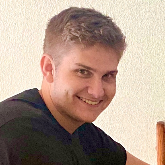 Profile Picture of Brad Dansbury (@bdanz55) on Poshmark