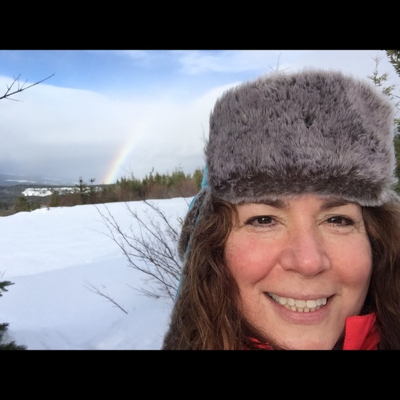 Profile Picture of Zoe Wylychenko (@zoegirlz) on Poshmark